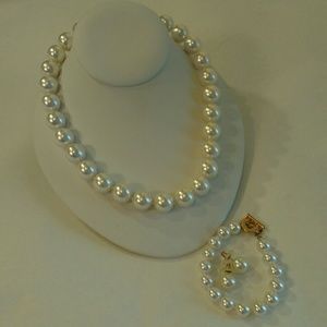 Pearl Necklace Set